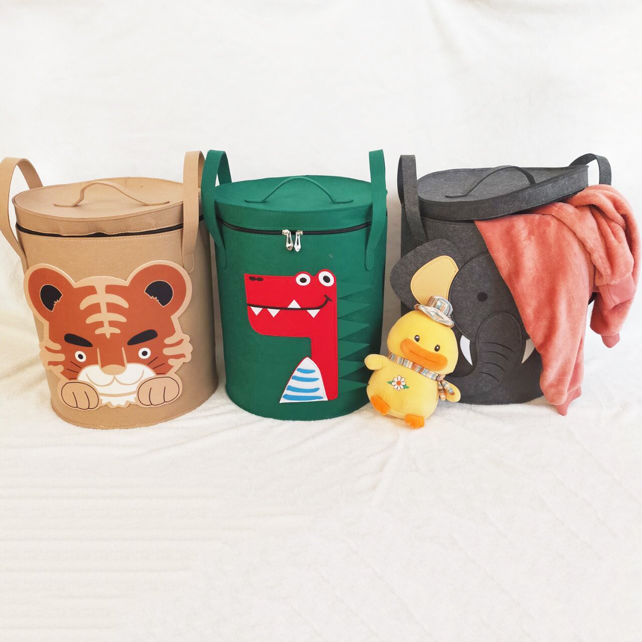 Cartoon Animal Storage Baskets - огляд і ціна Baby Clothes Organiser